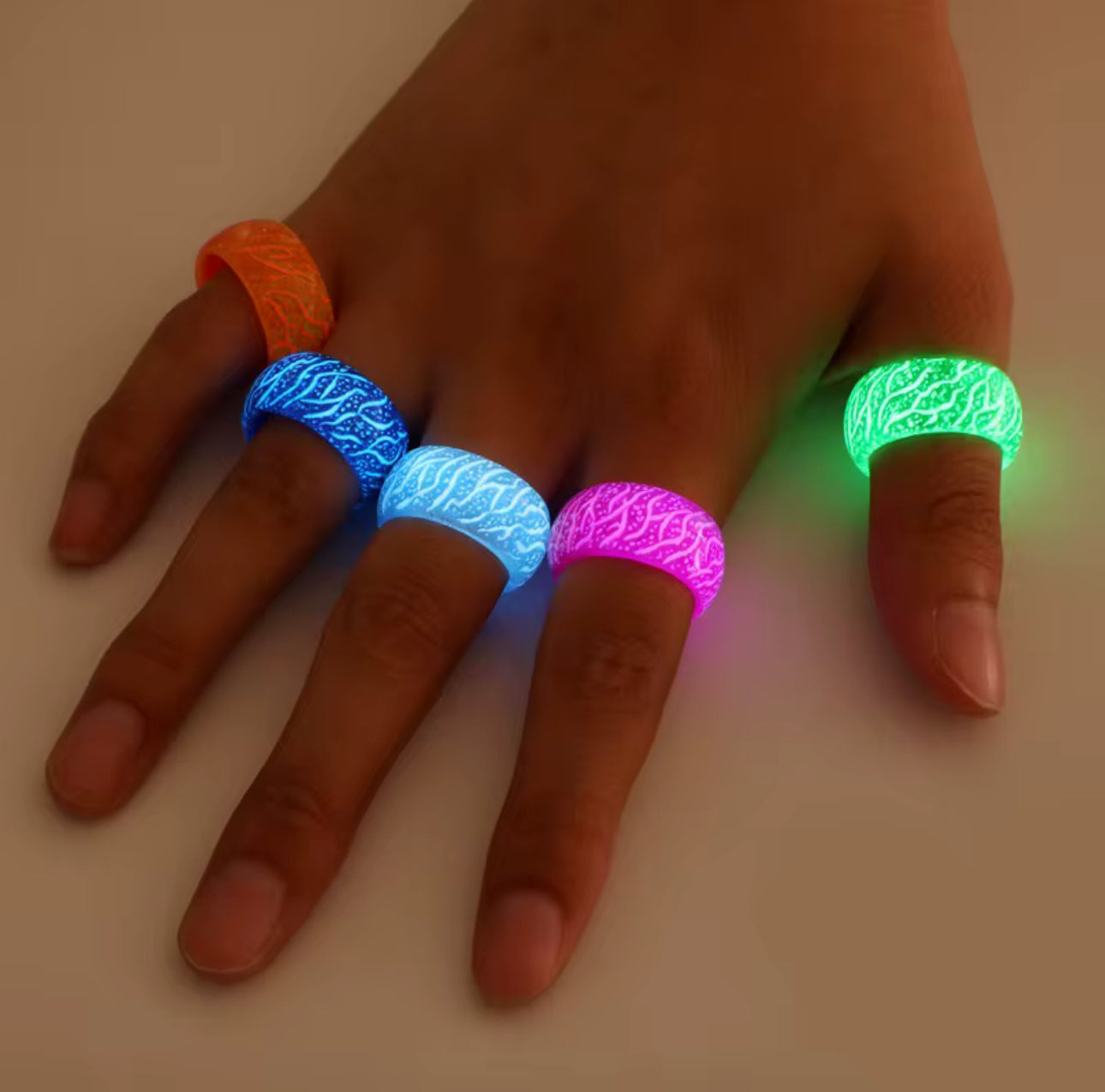 epoxy ring - خاتم إيبوكسي