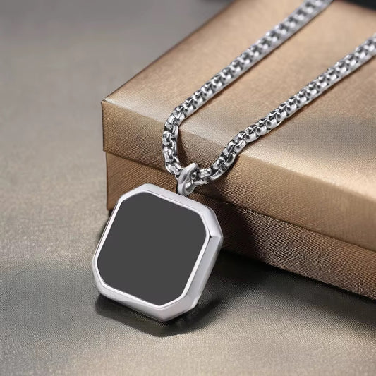 قلادة الأكتاغون